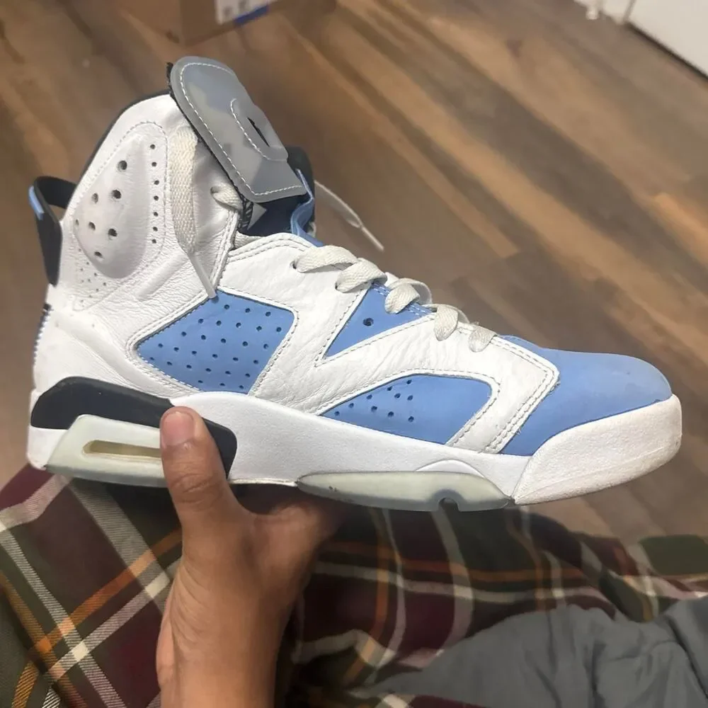 Air Jordan 6 UNC size 9 men